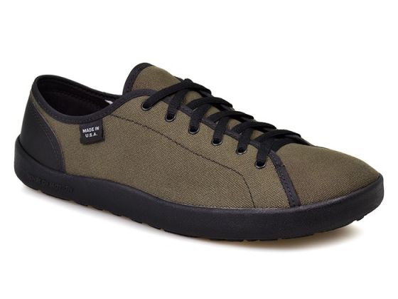 SOM Mesa Black with White Sole